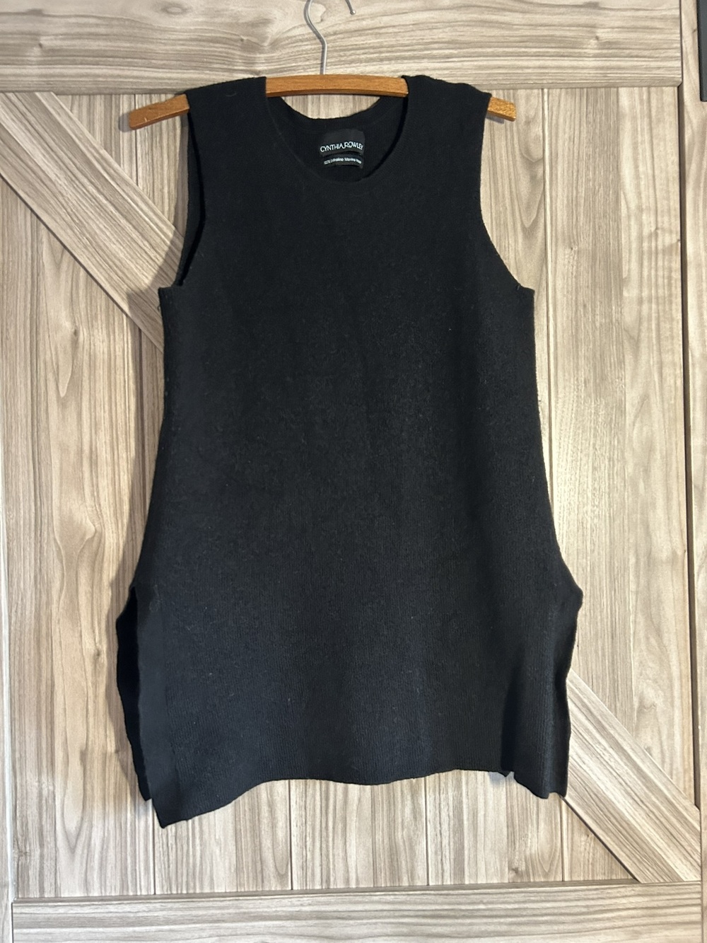 Cynthia Rowley 100% Extrafine Merino Wool Knit Tunic Sweater Vest Black Small